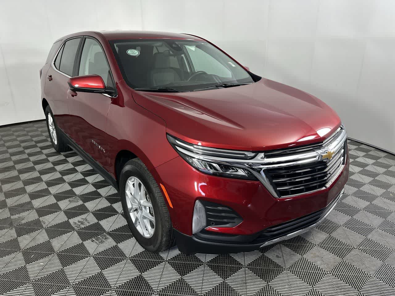 Used 2024 Chevrolet Equinox LT FWD image 10