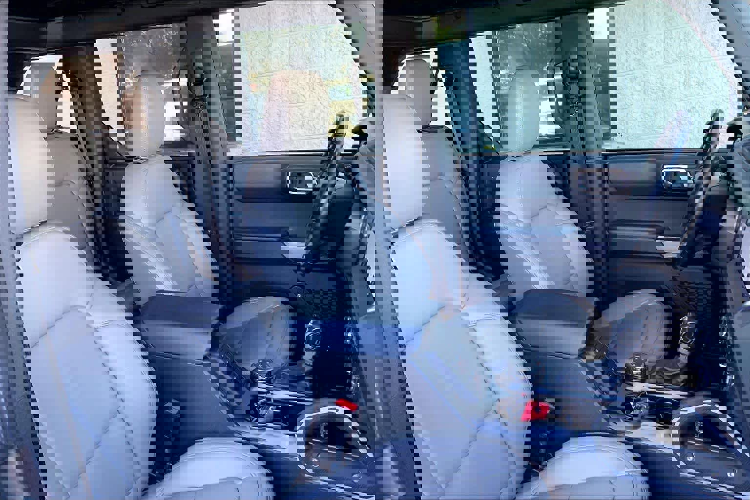 Used 2023 Ford Bronco Outer Banks w/ Sasquatch Package image 9