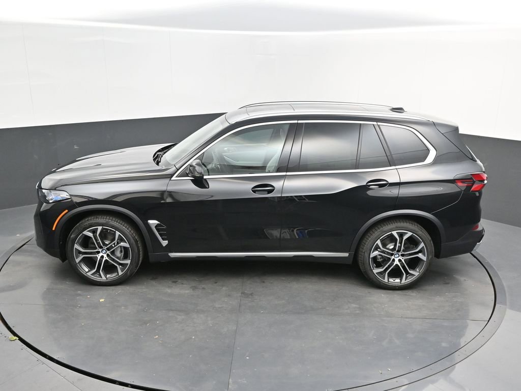 New 2026 BMW X5 sDrive40i w/ Parking Assistance Package RWD image 35