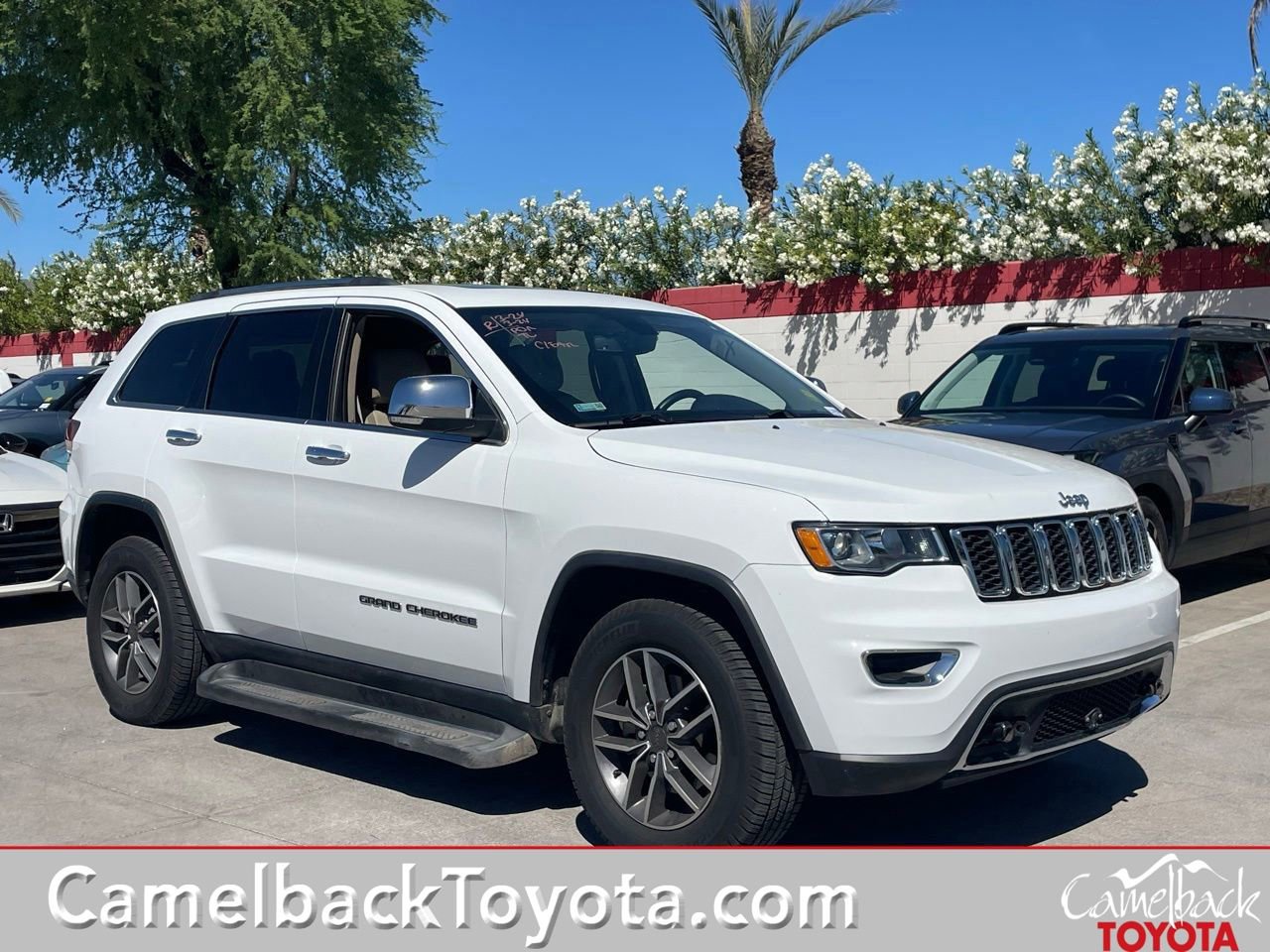 Used 2020 Jeep Grand Cherokee Limited w/ Luxury Group II image 1
