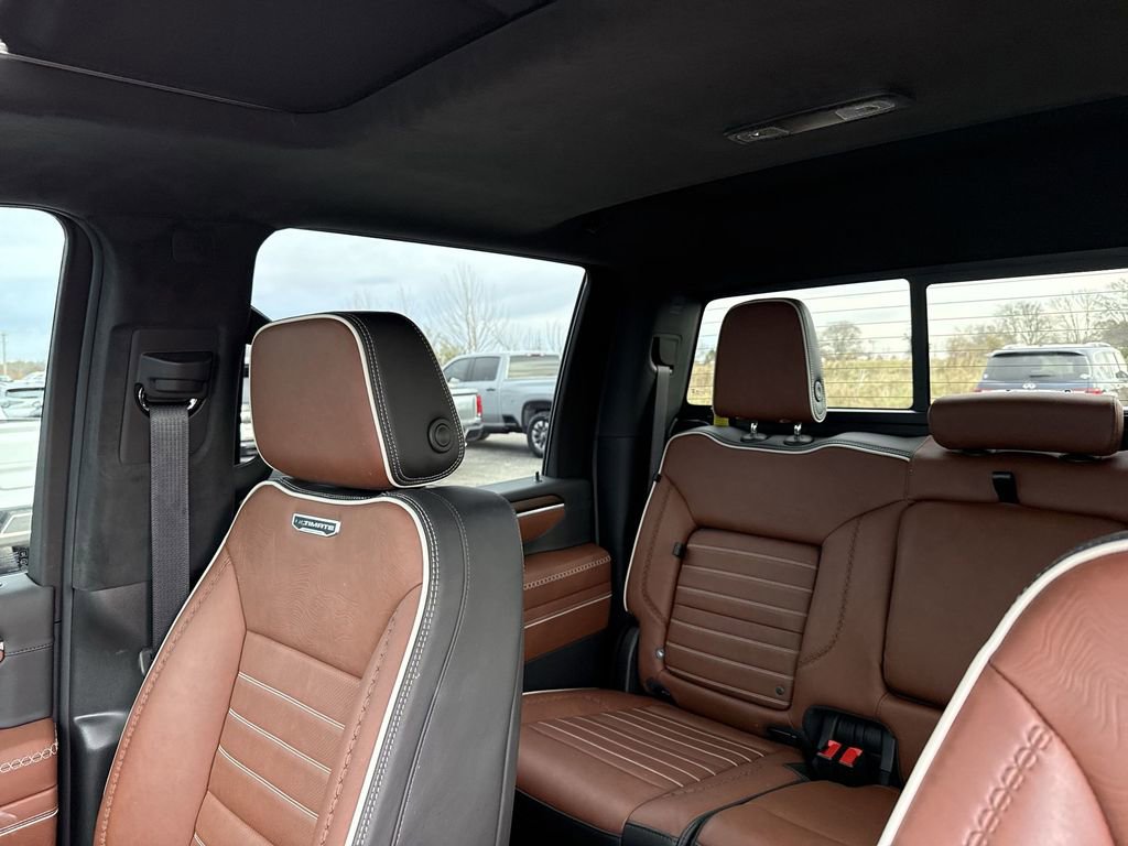 Certified 2025 GMC Sierra 2500 Denali Ultimate w/ Max Trailering Package AWD/4WD image 10