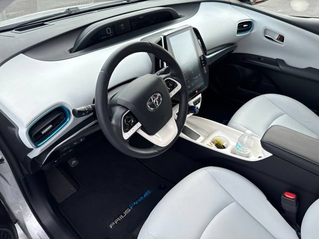 Used 2018 Toyota Prius Prime Advanced FWD image 23