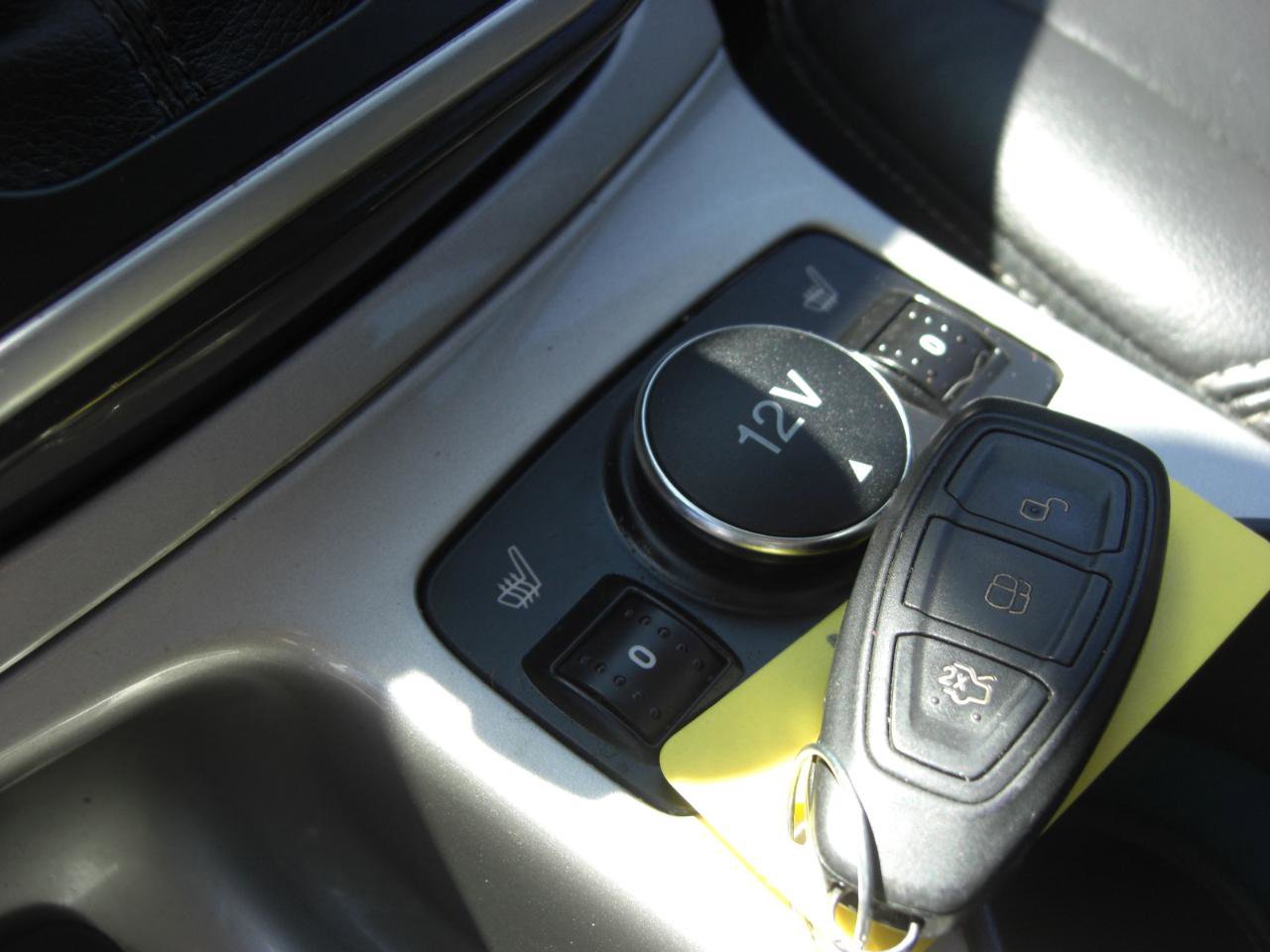 Used 2015 Ford C-MAX SEL FWD image 8