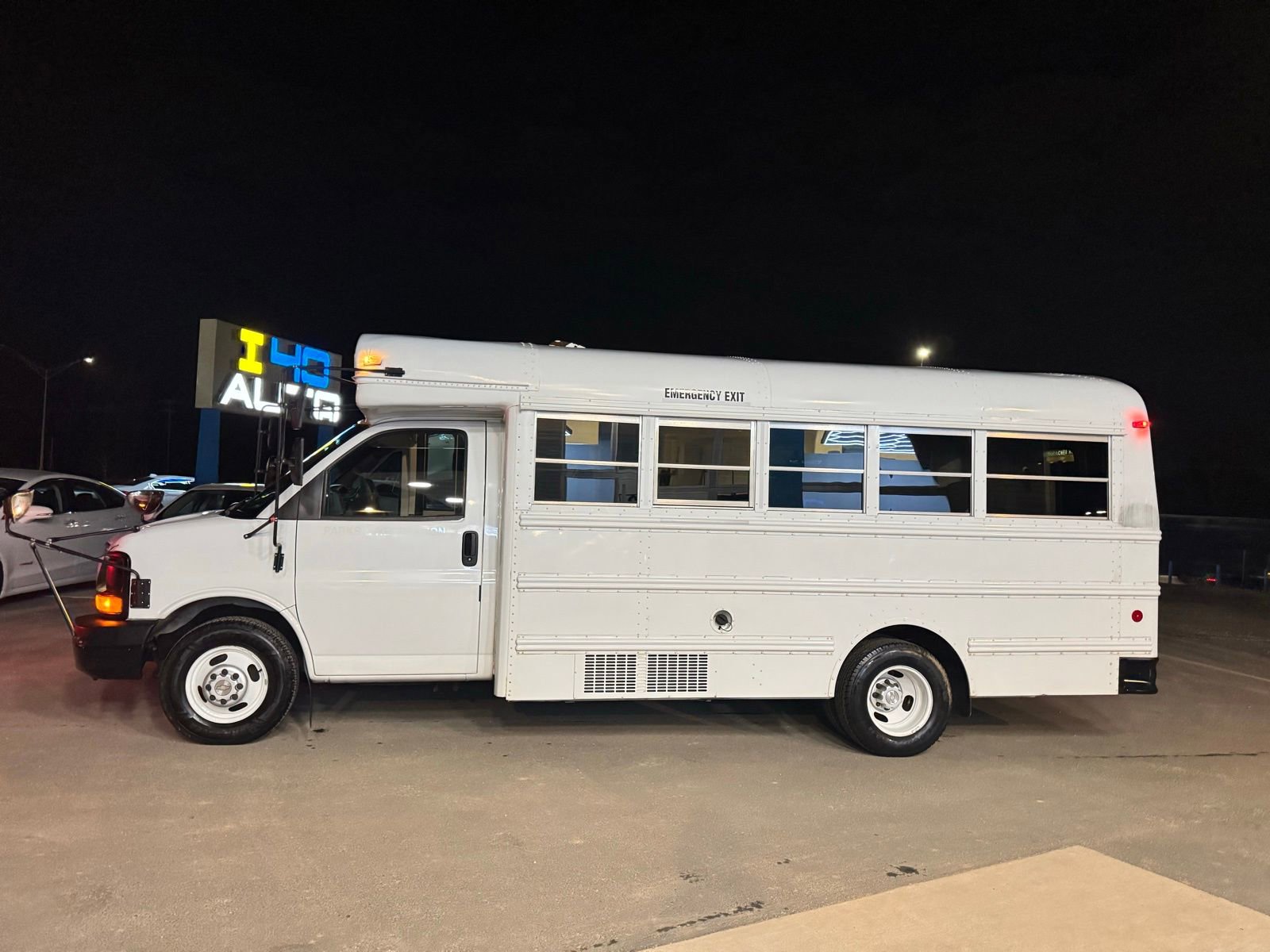 Used 2005 Chevrolet Express 3500 w/ School Bus Package image 7