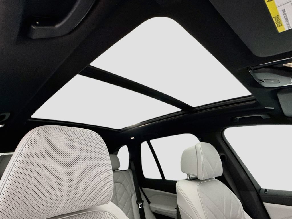 Certified 2025 BMW X5 xDrive40i AWD/4WD image 17