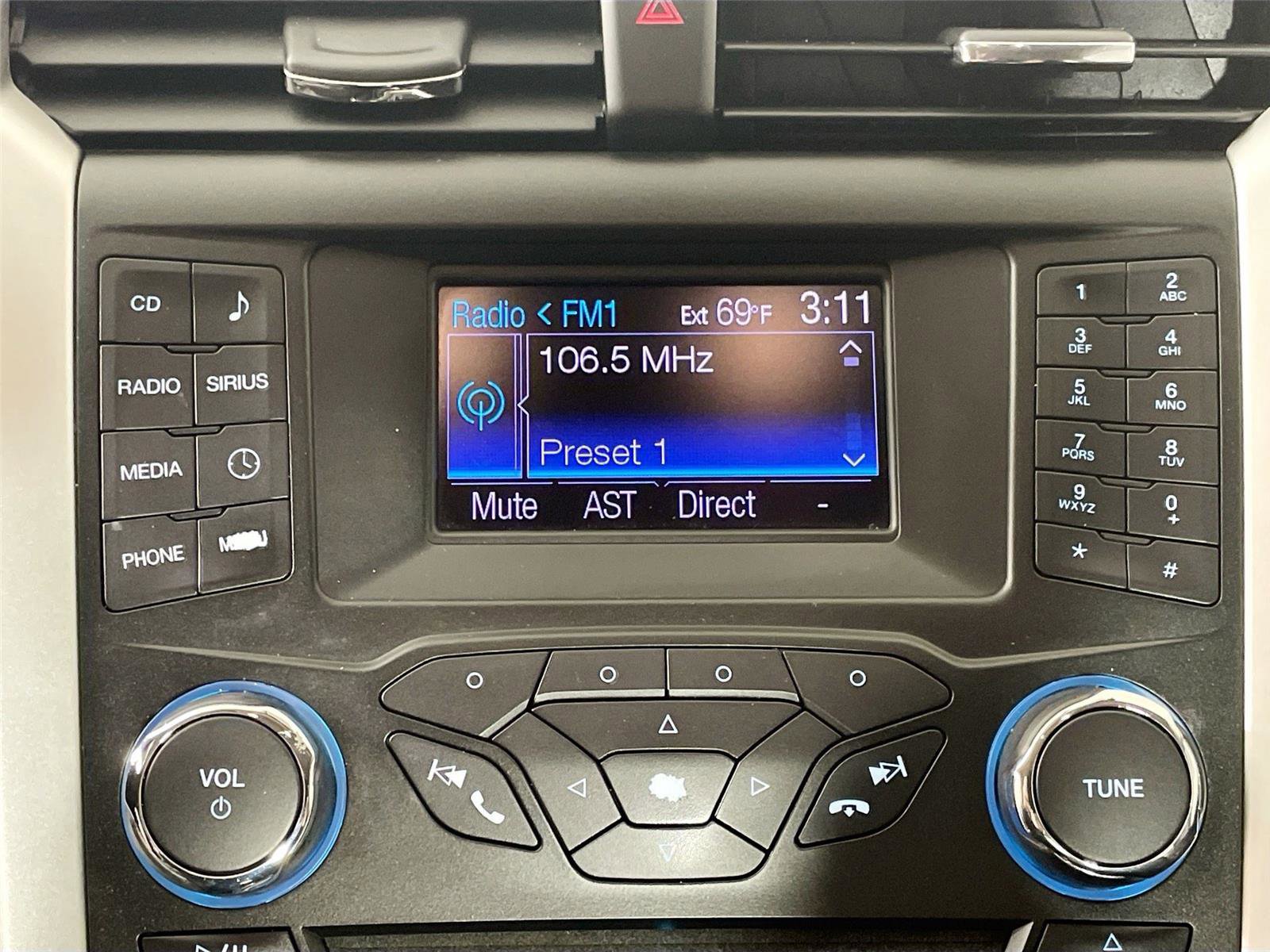 Used 2013 Ford Fusion SE FWD image 6