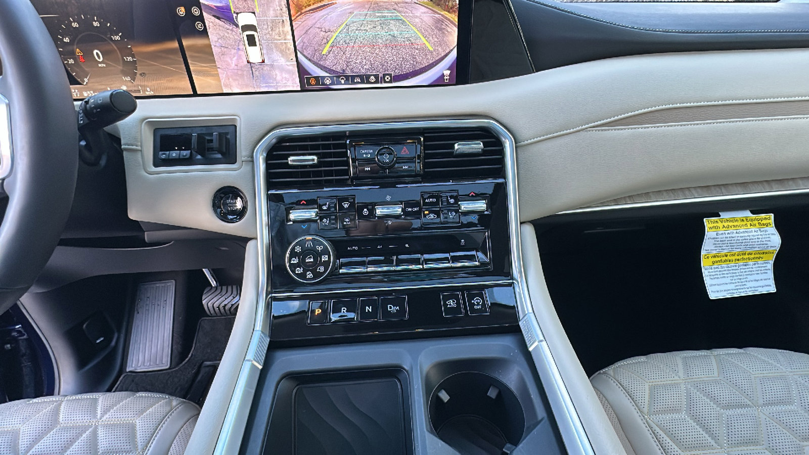 Certified 2025 Nissan Armada Platinum Reserve image 21