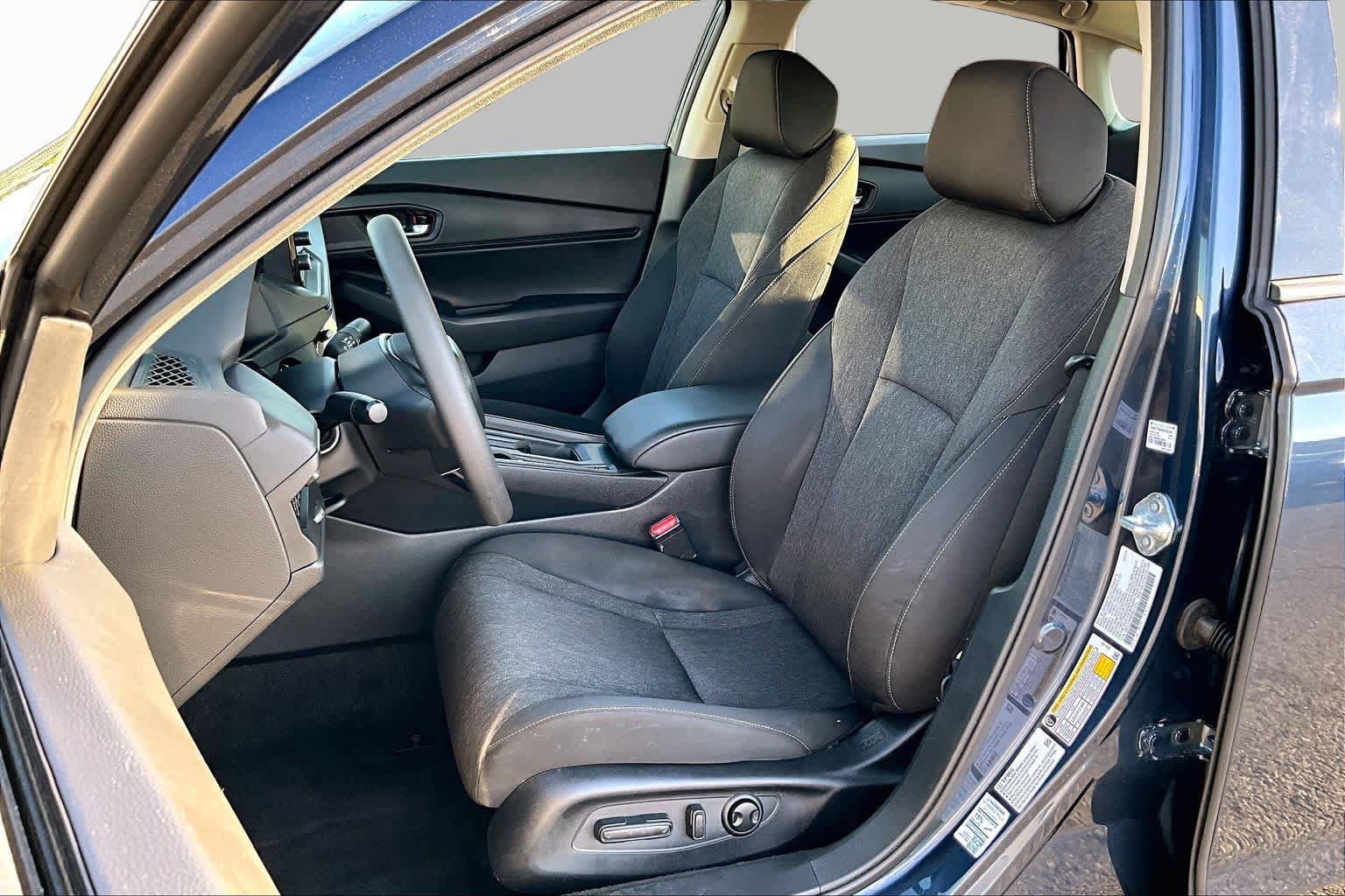 Used 2025 Honda Accord SE image 8