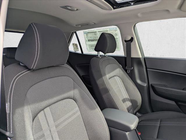 New 2026 Hyundai Venue SEL FWD image 23