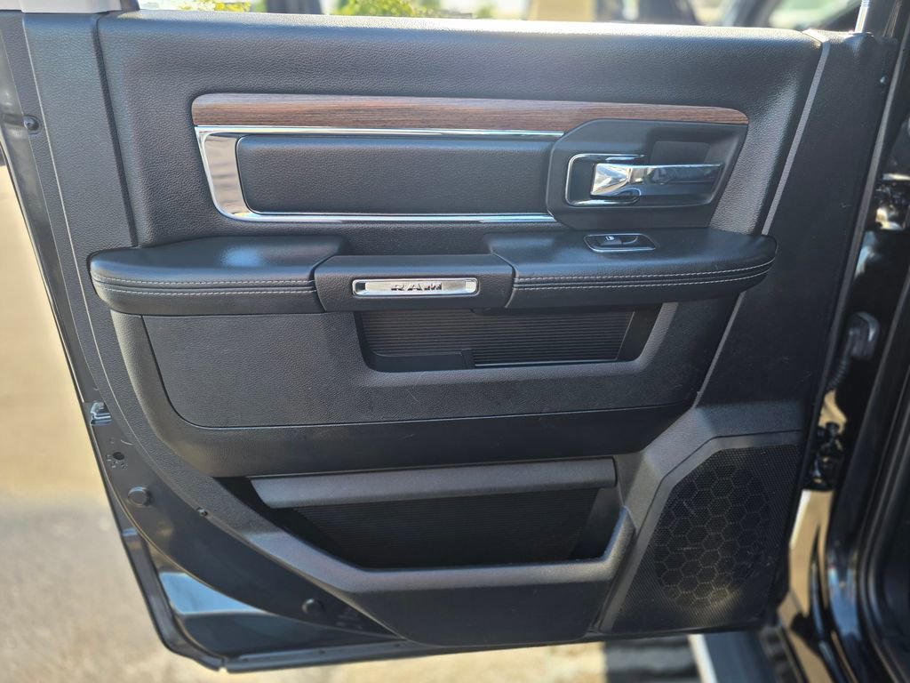 Used 2017 RAM 1500 Laramie w/ Convenience Group image 17