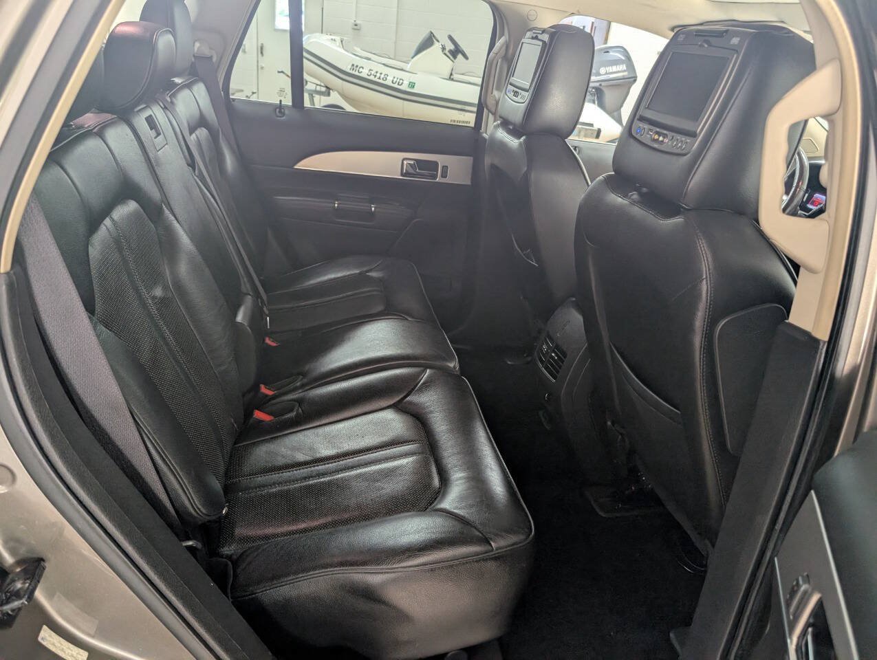 Used 2012 Lincoln MKX AWD image 18