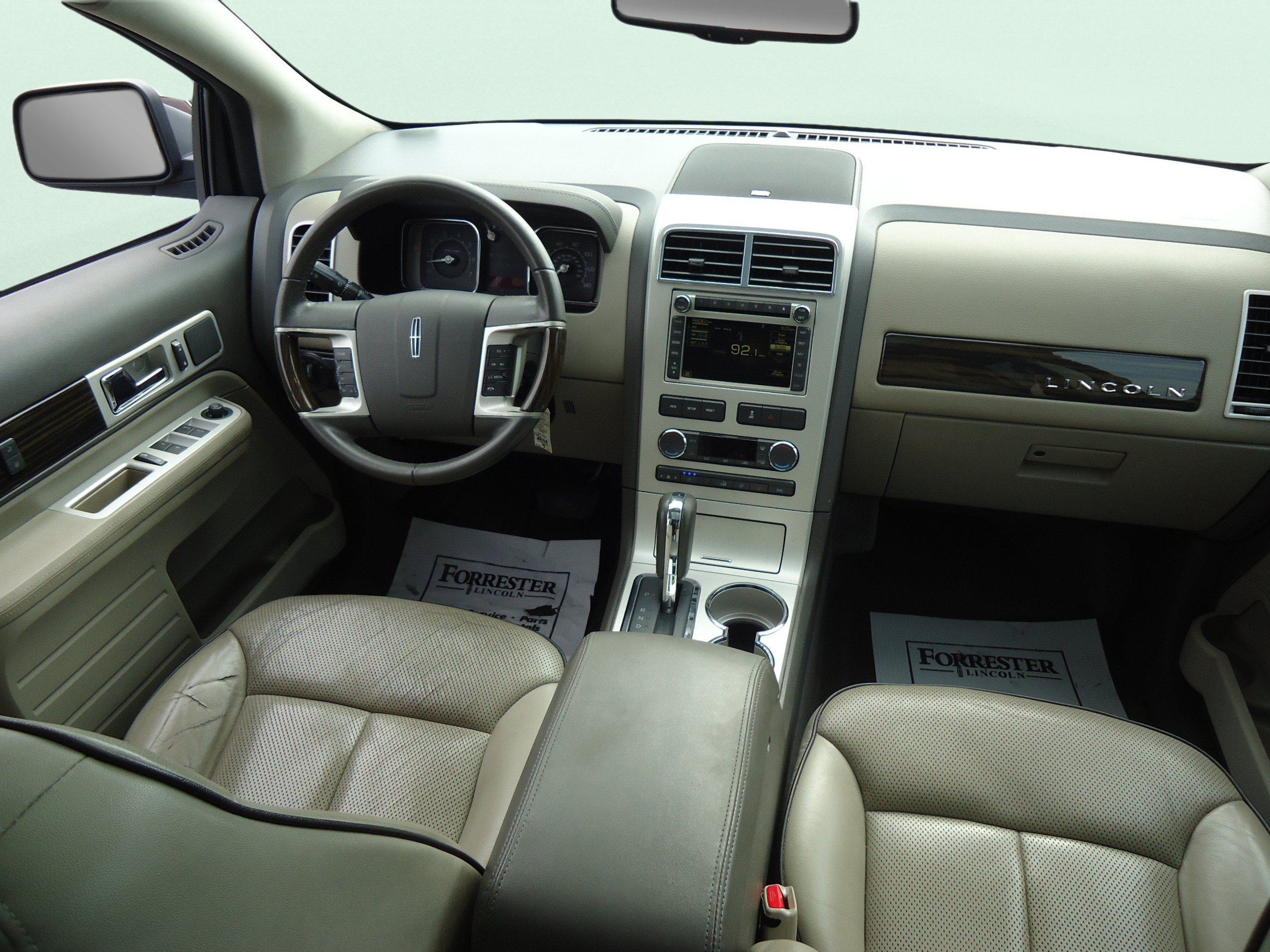 Used 2009 Lincoln MKX AWD image 11