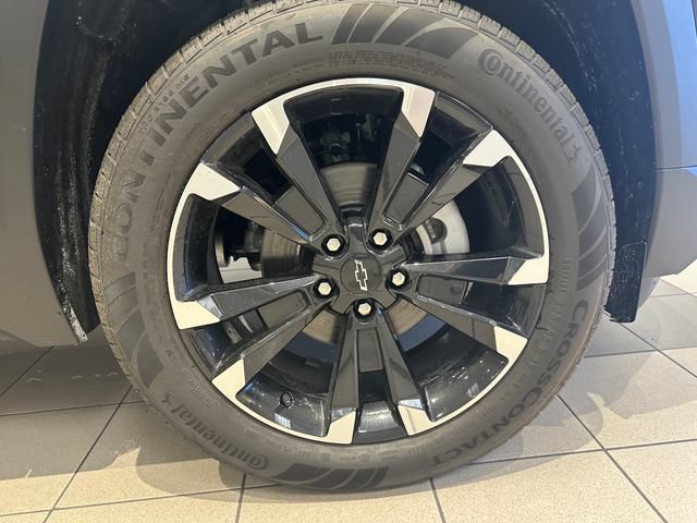 New 2027 Chevrolet Equinox RS w/ LPO, Floor Liner Package AWD/4WD image 22