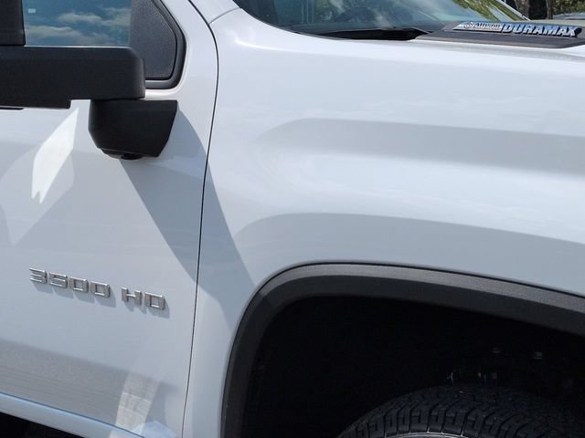 Used 2025 Chevrolet Silverado 3500 LTZ w/ LTZ Convenience Package AWD/4WD image 14