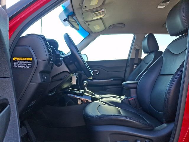 Used 2016 Kia Soul ! FWD image 13