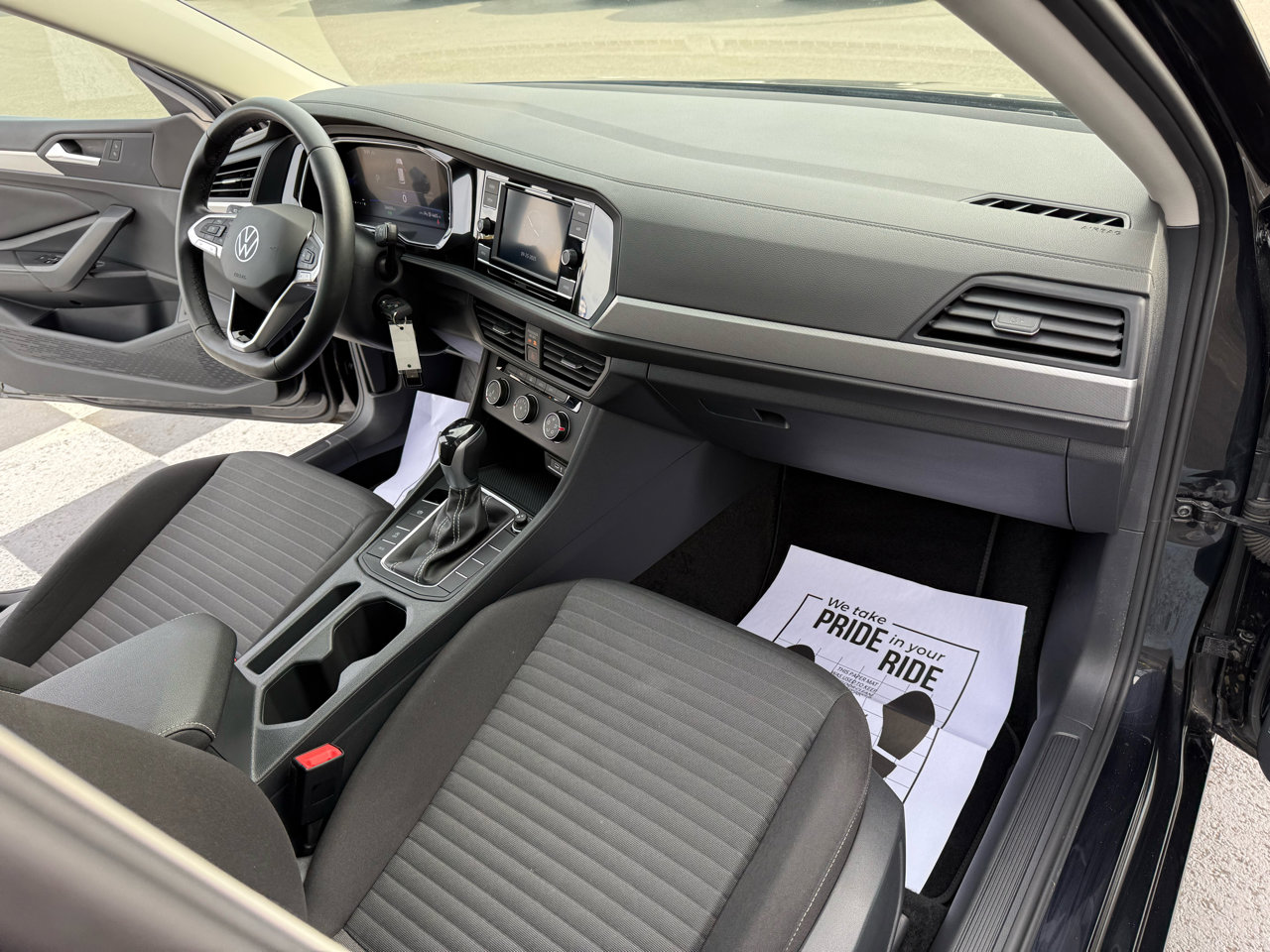 Used 2024 Volkswagen Jetta S image 29