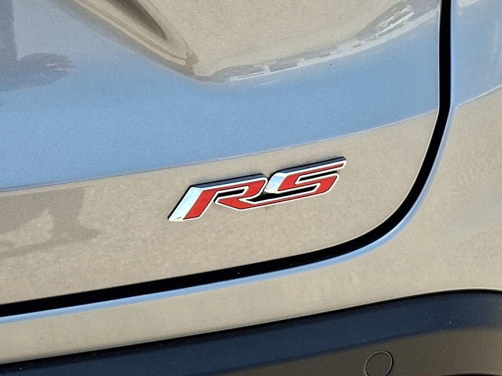 Certified 2024 Chevrolet Trax RS w/ Sunroof Package FWD image 34