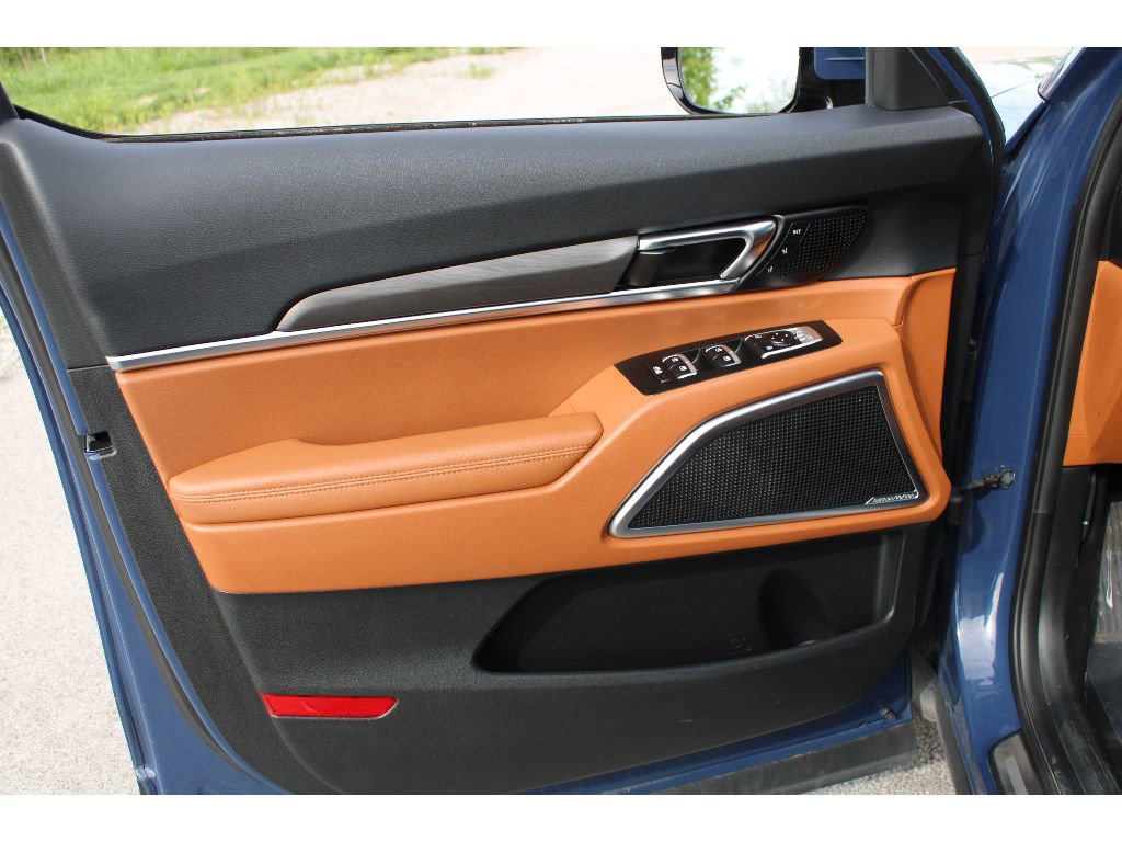 Used 2023 Kia Telluride SX image 18