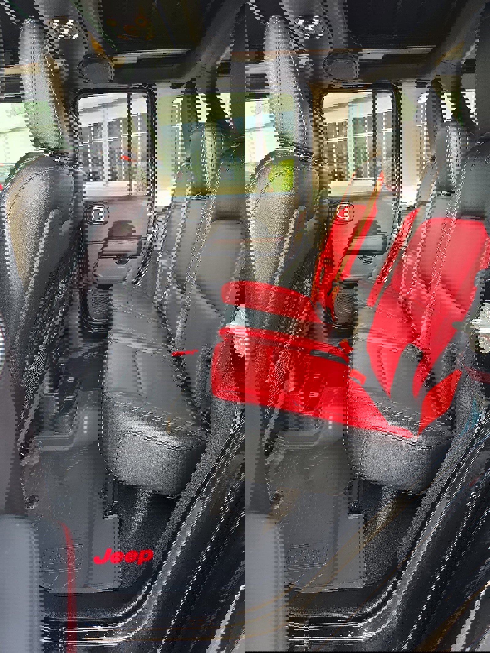 Used 2023 Jeep Wrangler Unlimited Rubicon 392 image 25