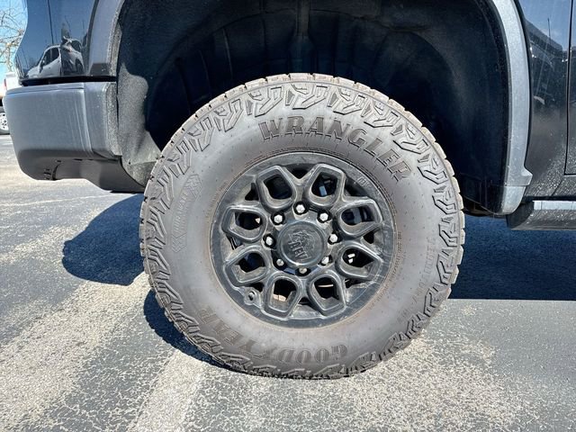 Used 2024 Chevrolet Silverado 2500 ZR2 w/ ZR2 Bison Edition image 10