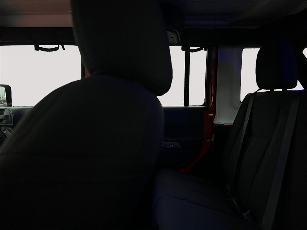 Used 2018 Jeep Wrangler Unlimited Sport S image 13