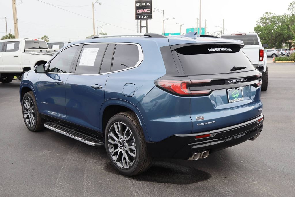 Certified 2026 GMC Acadia Denali Ultimate w/ LPO, Floor Liner Package image 8