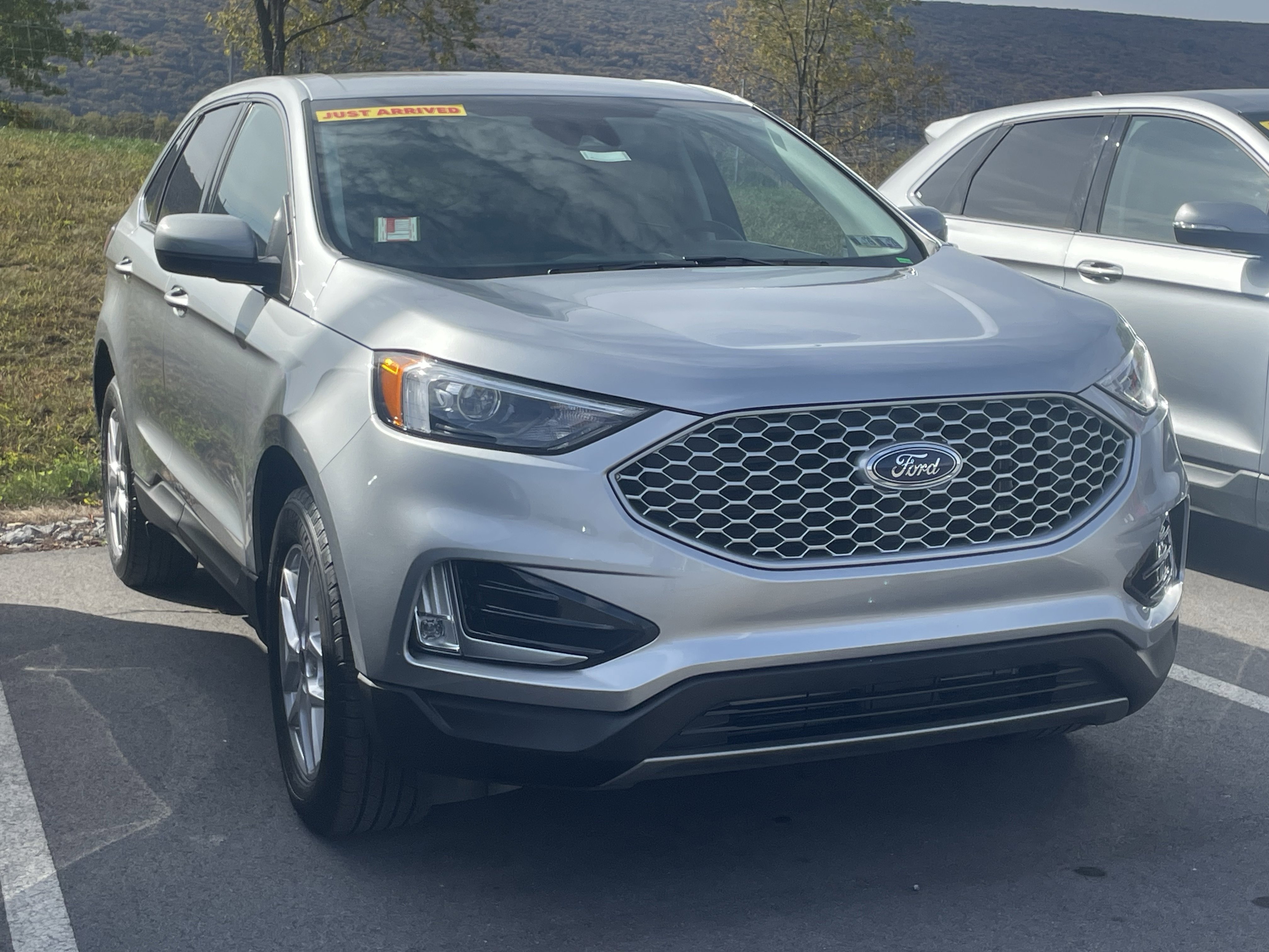 Used 2024 Ford Edge SEL w/ Convenience Package