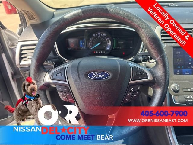 Used 2019 Ford Fusion SE FWD image 16