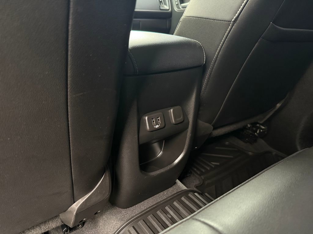 Used 2020 GMC Canyon SLT w/ Driver Alert Package AWD/4WD image 38
