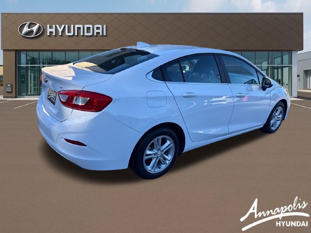 Used 2016 Chevrolet Cruze LT w/ Sun And Sound Package FWD image 5