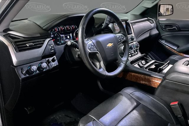 Used 2018 Chevrolet Suburban Premier AWD/4WD image 18