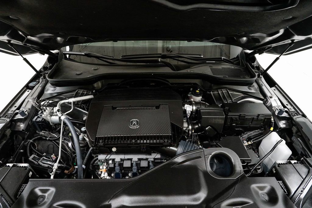 Used 2025 Acura MDX w/ Technology Package image 3