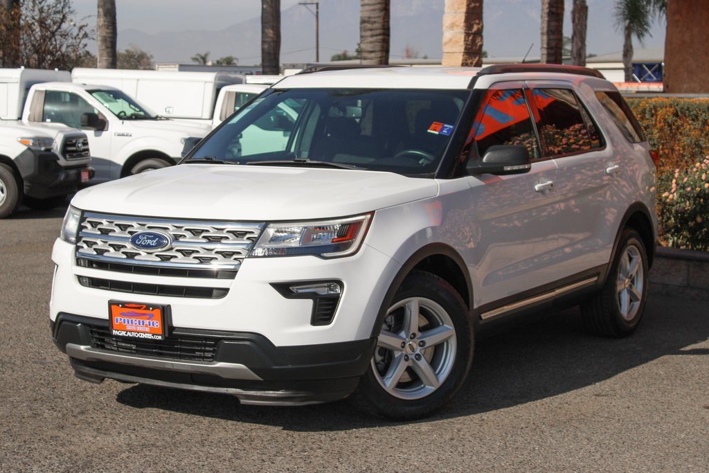 Used 2019 Ford Explorer XLT w/ Equipment Group 201A image 4