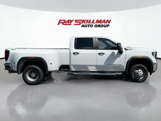 Used 2024 GMC Sierra 3500 Pro AWD/4WD image 8