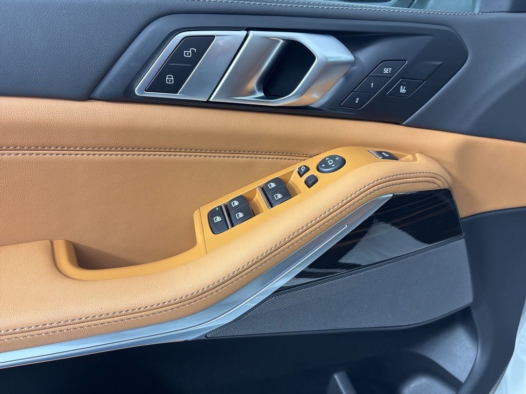 Used 2026 BMW X5 xDrive40i image 12