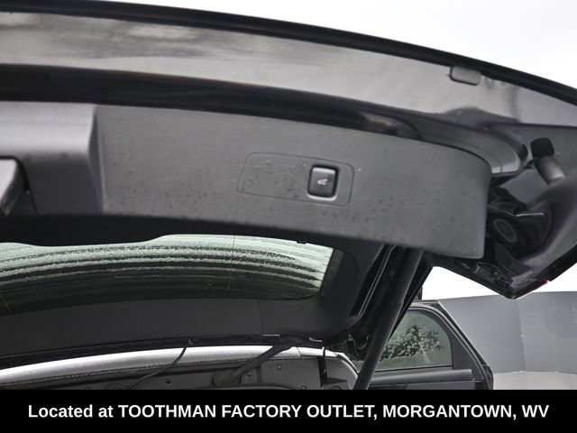 Used 2022 Lincoln Corsair AWD w/ Premium Package image 7