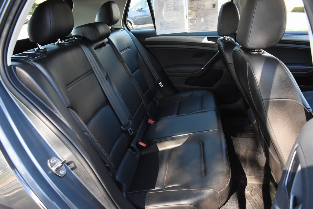 Used 2021 Volkswagen Golf 4-Door image 22