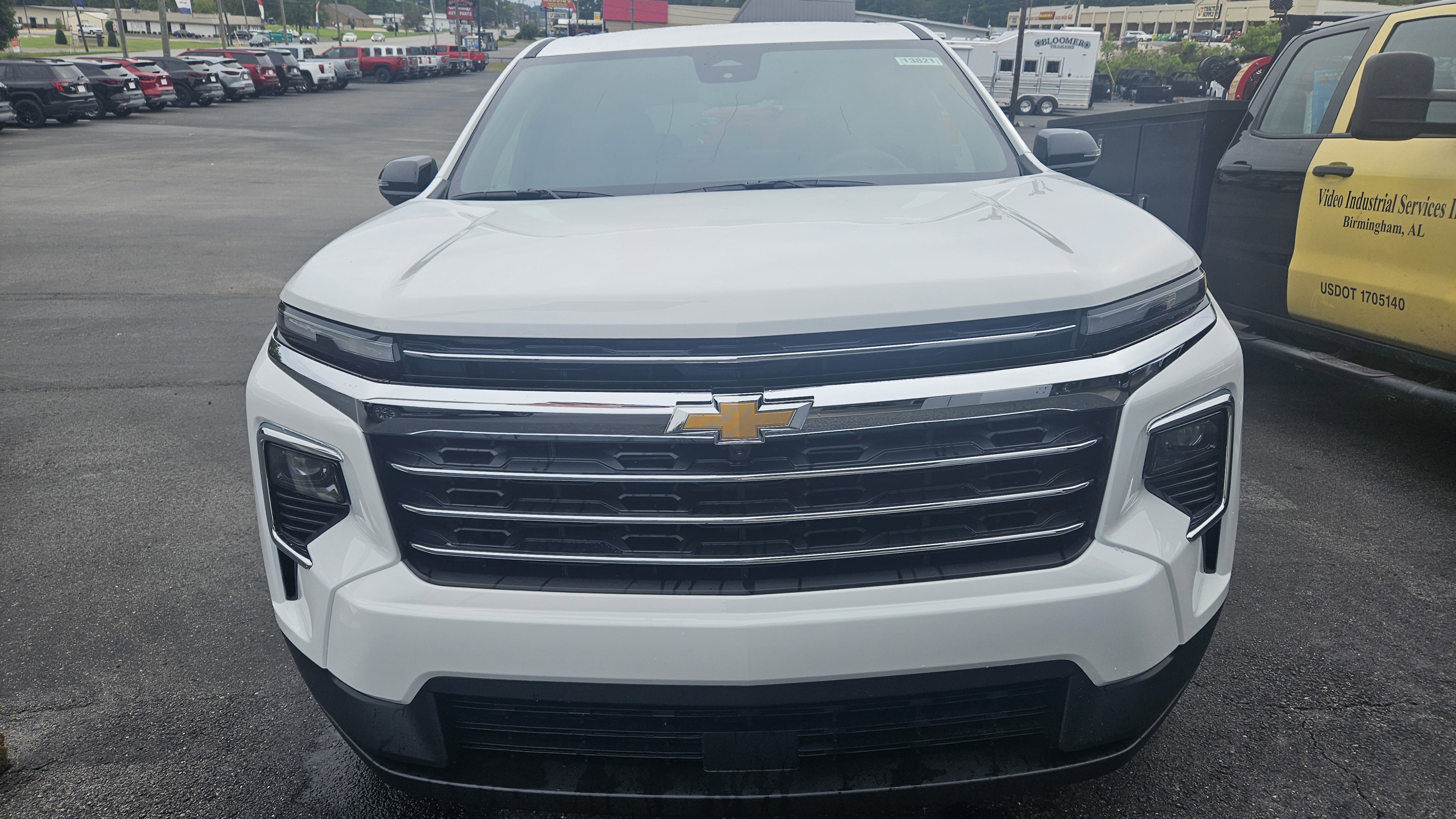 New 2026 Chevrolet Traverse LT w/ Driver Confidence Package image 3