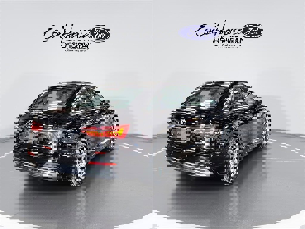 Used 2024 Audi A6 Premium Plus image 8