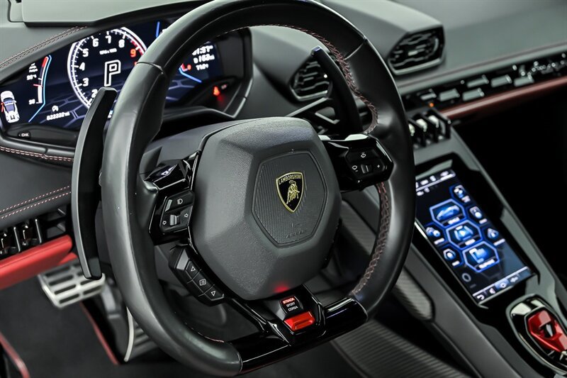 Used 2020 Lamborghini Huracan EVO AWD/4WD image 21
