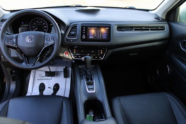 Used 2020 Honda HR-V Touring image 35