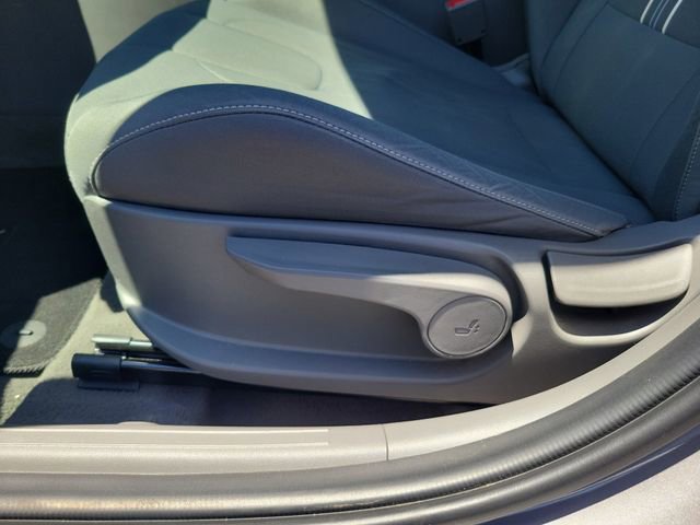 Used 2023 Hyundai Elantra SEL w/ Convenience Package FWD image 13