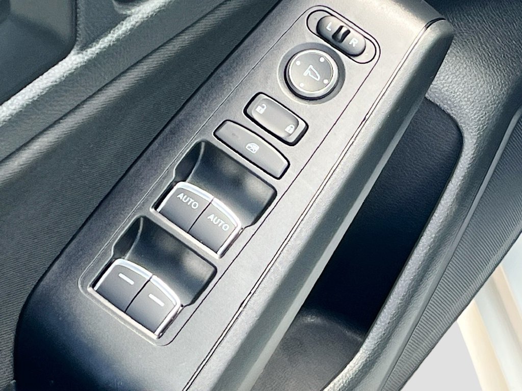Used 2025 Honda Civic Sport image 17