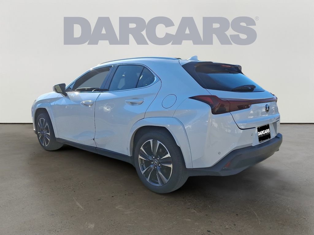 Used 2023 Lexus UX 250h AWD w/ Accessory Package (Z2) image 4
