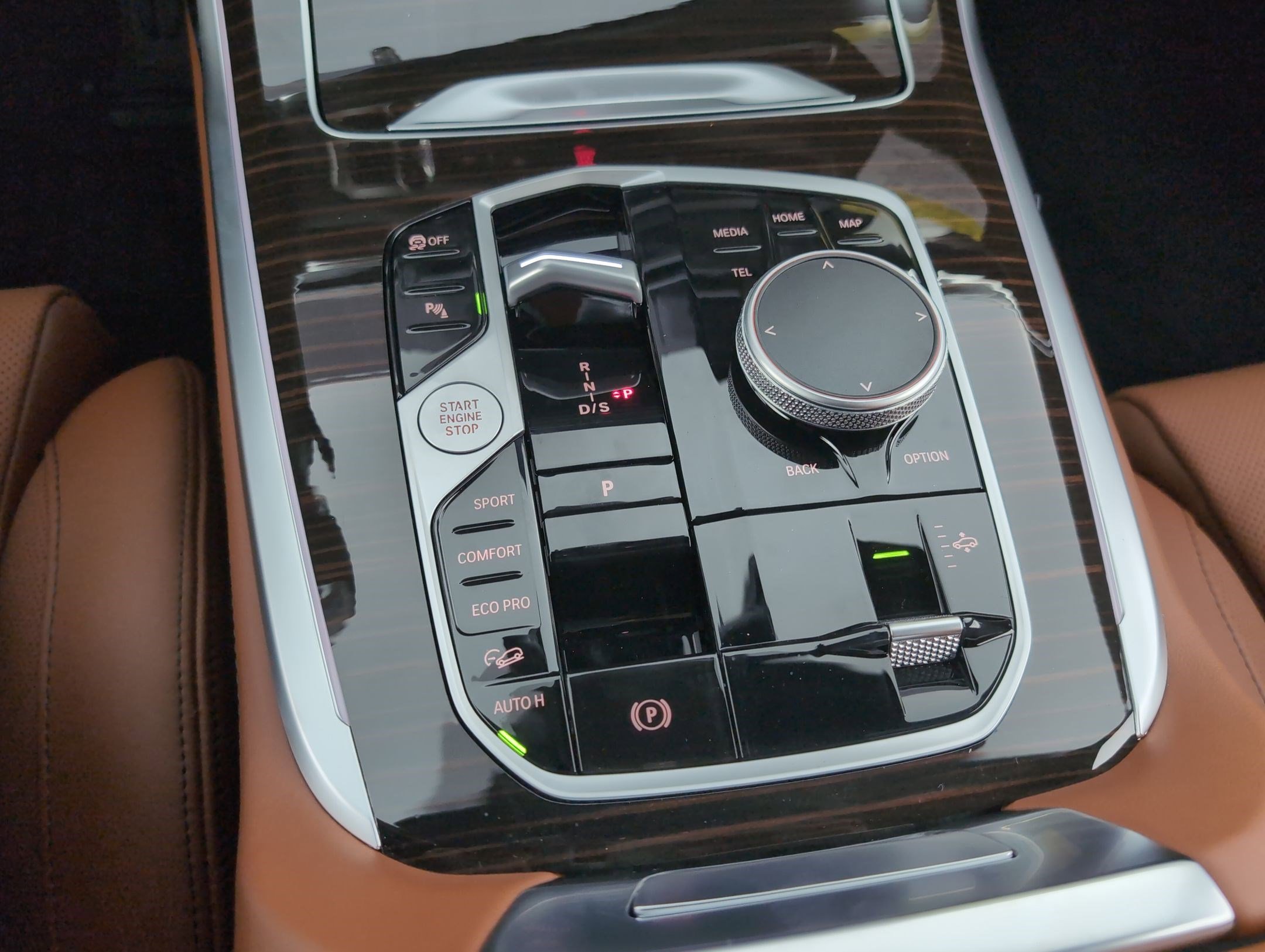 New 2026 BMW X7 M60i image 19