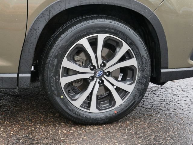 Used 2024 Subaru Forester Limited AWD/4WD image 7