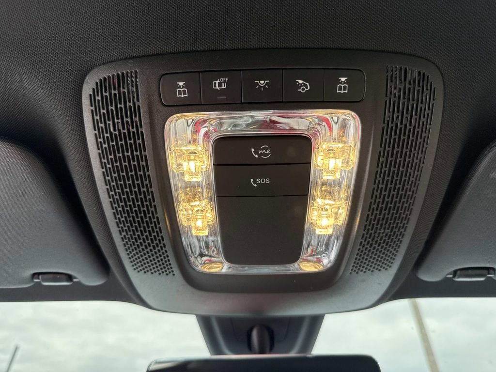 Used 2022 Mercedes-Benz GLA 250 image 43