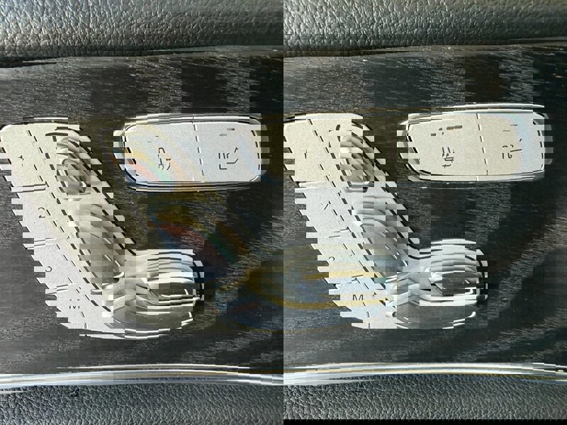 Used 2017 Mercedes-Benz E 300 image 24