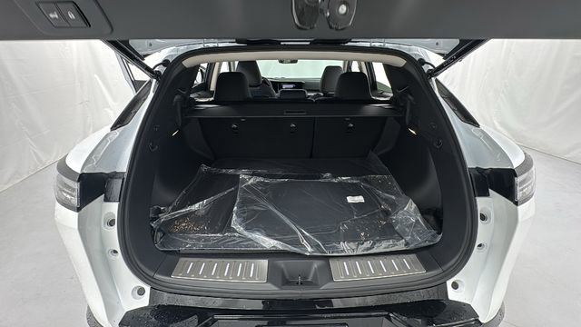 New 2025 Nissan Murano Platinum w/ Cargo Package image 15