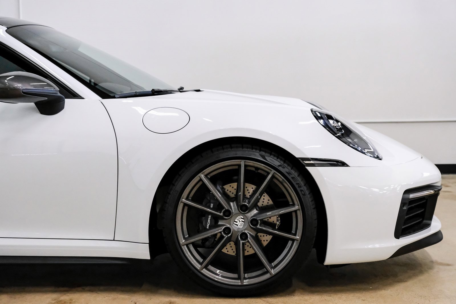 Used 2024 Porsche 911 Carrera T image 18